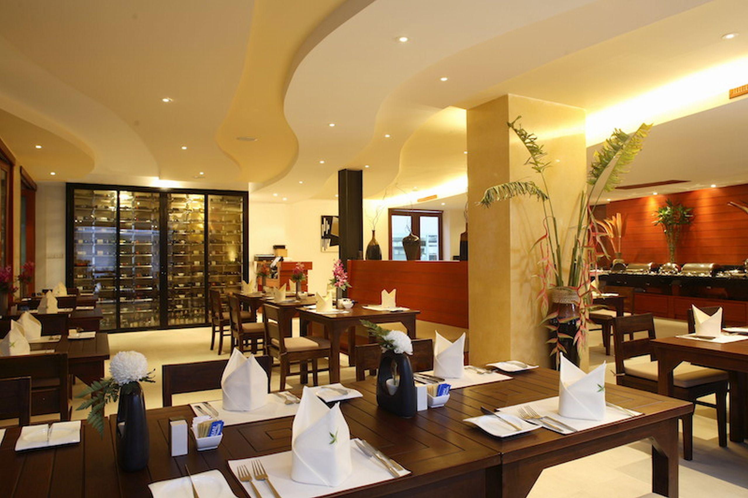 فندق Patongفي  منتج لا فلورا باتونج المطعم الصورة